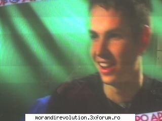 am si eu niste poze..nu sunt asa de noi...sper sa va placa... galerie foto