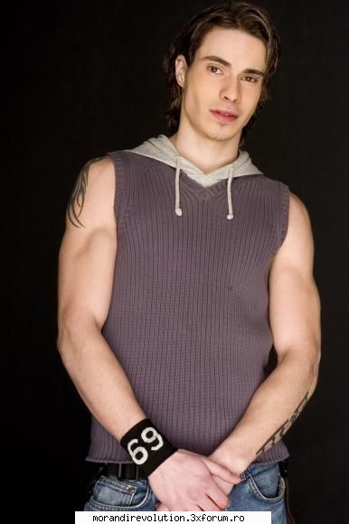 razvan tin multumesc pt. prima vorba buna primita acest forum fanilor morandi pentru caldura care Morandi Member