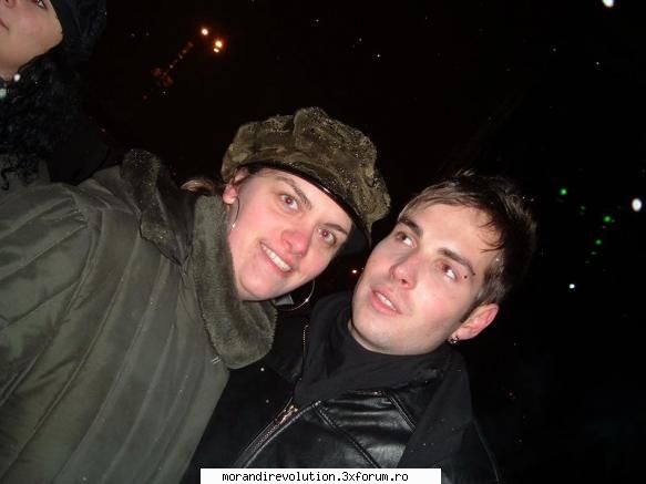 galerie foto concertu decembrie ..... arunca bulgari noi  unu din bulgari l-am prins yo 