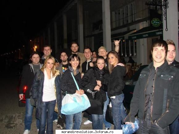 galerie foto savarina1 scris: