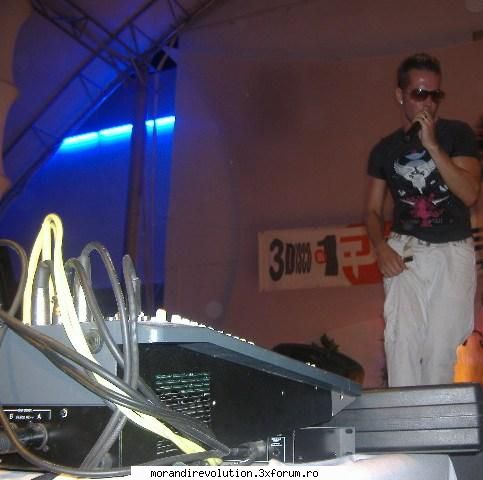 galerie foto spun vaz poza asta?