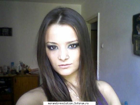 Alexandra -> noua dansatoare - alerim - Dansatoarele