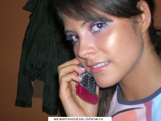 Elena - Vb la telefon..sau asa d forma - Dansatoarele