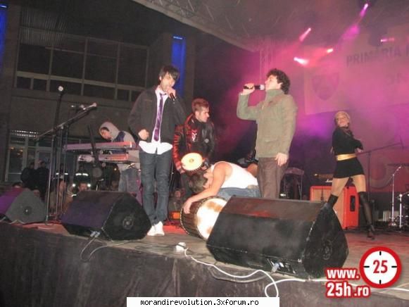 Galerie Foto - Andreea_andreea - Formatia Morandi