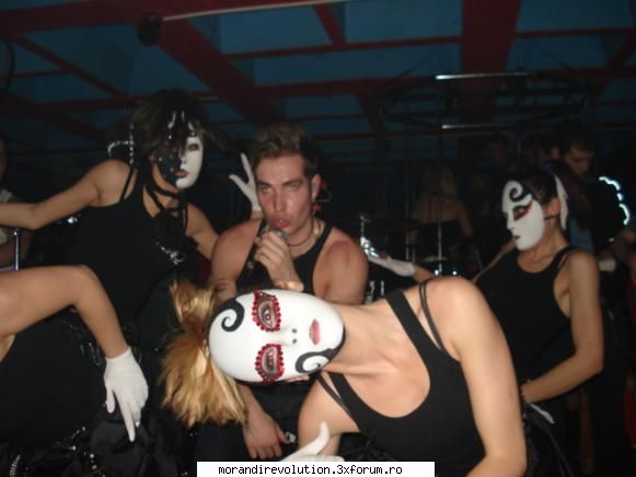 Galerie Foto - costume noi! :D - Dansatoarele