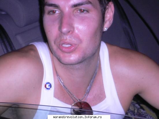 Galerie Foto - si poza asta e umpikutz ciudata... dar mie-mi - Andrei Ropcea Tefas