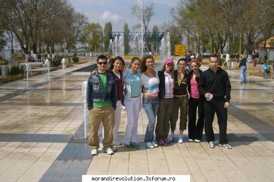 Galerie Foto - ma eu chiar ii iubesc pe oamenii astia :( de la - Formatia Morandi