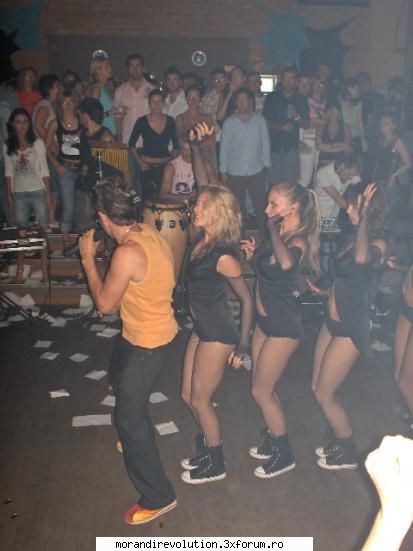 Galerie Foto - trenuletzuuuuuuu vreau si eeeeeu - Formatia Morandi