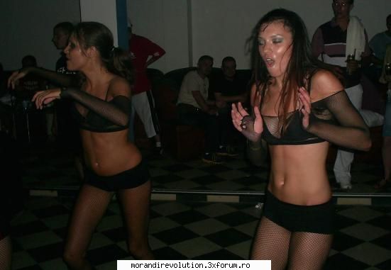 Galerie Foto - Sunt cele mai tari! - Dansatoarele