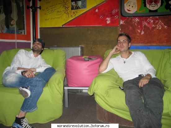 Galerie Foto - Iulian - nici nu dormeau pe ei - Arhiva