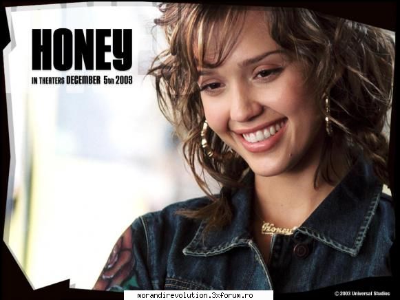 Jessica Alba - LaReine - V.I.P circle