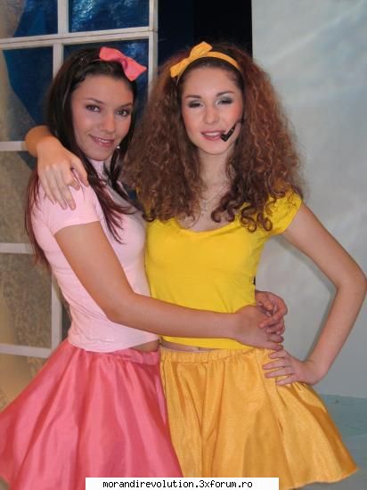 Mirela - o poza cu mirela din alte vremuri.....2005 - Dansatoarele
