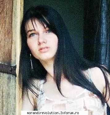 Poze cu membrii forumului - mai pun si io una cu mine k asa e frumos - Membrii Forumului