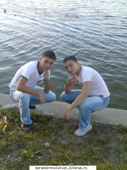 Poze cu membrii forumului - yo and my best friend in the world - Membrii Forumului