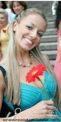 Ruxandra - uitatzi mey copii ce zambet laaaarg are :D - Dansatoarele
