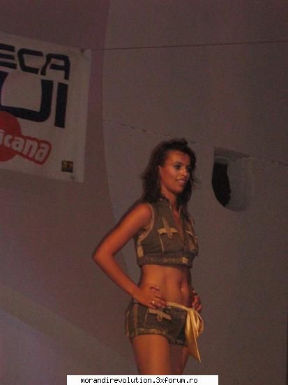 Silvia - iote o fata mumoasa - Dansatoarele